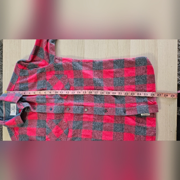 Flag & Anthem Flannel Shirt *No Sze Tag, Please See Photos for Measurements* - Picture 9 of 11